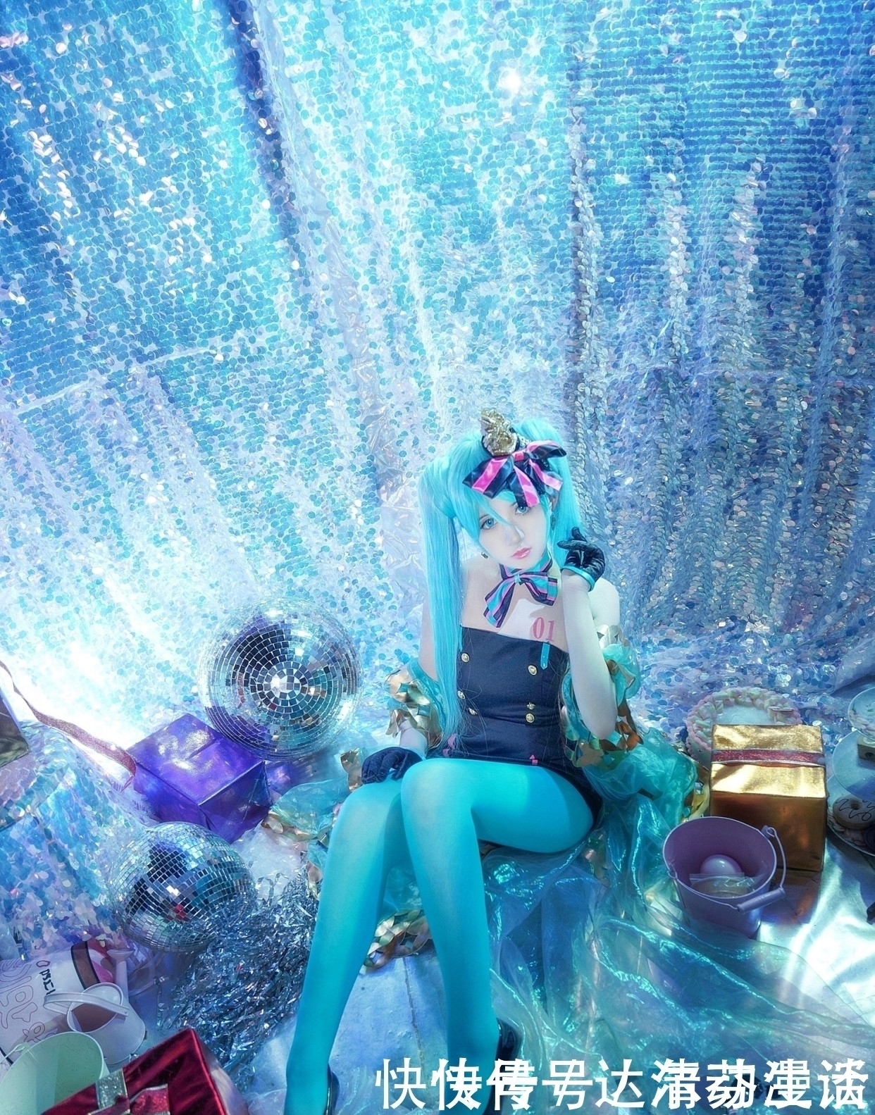 虚拟偶像|三组漂亮妹子COS的人气虚拟偶像“初音未来”还原度相当不错