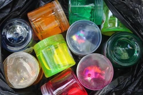 家长|有毒的玩具:孩子喜爱的“假水”,是解压神器还是“坑娃神器”?