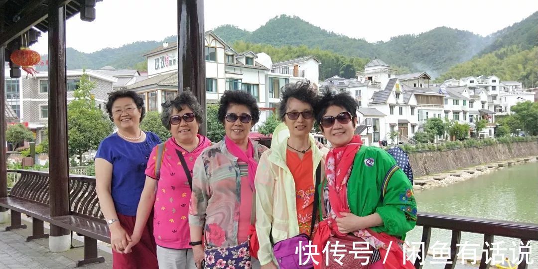 女人|女人到中年要学会“断舍离”,这5件衣服别穿了,败气质还显廉价