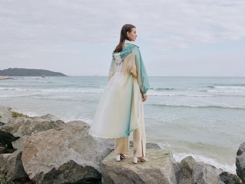 盈动多彩,波司登2021年春夏新品演绎防晒黑科技