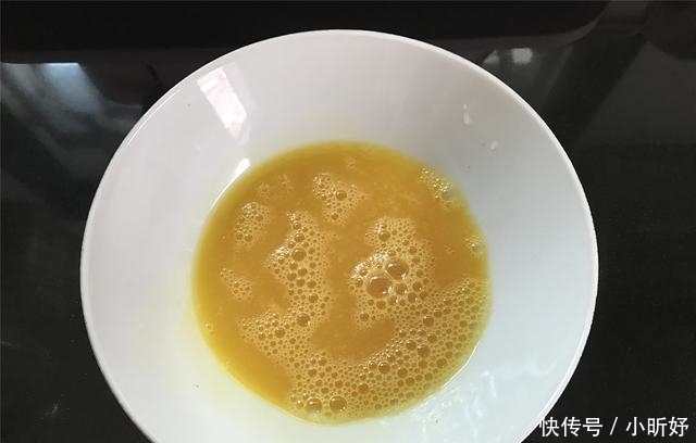 鸡蛋菌菇汤|10分钟出锅的快手营养汤,鲜美低脂,好吃不怕胖,全家都爱!