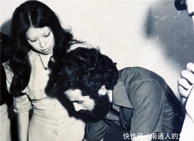 女人|《三毛传》:女人这一生,不读三毛,不懂独立