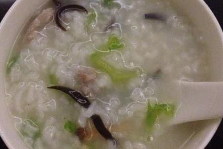 春季保健多喝兩款養(yǎng)生粥