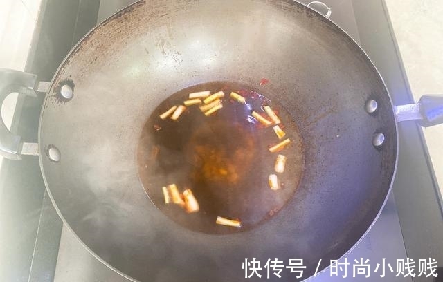 香菇酱|煮猪肉丸，调味道时放什么料最合适？记住放3样，肉丸色香味俱全