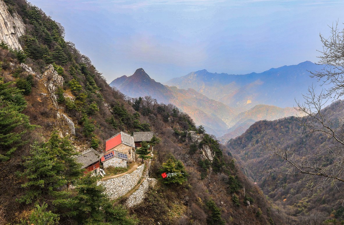 铁顶太兴山，号称终南第一峰险过华山，我用七个小时带你走完全程