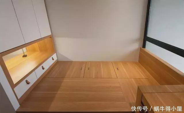 西厨|89㎡两室改三室,客厅不买沙发,舍弃电视墙,围合卡座很实用