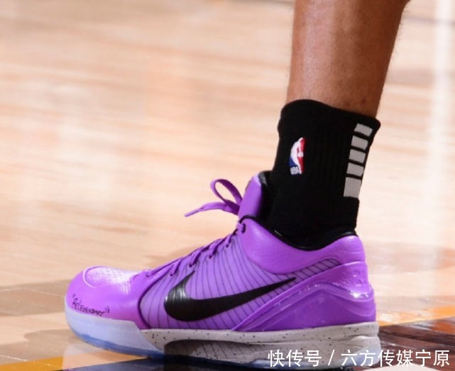 kobe|NBA球员上脚：保罗·乔治依然PG2