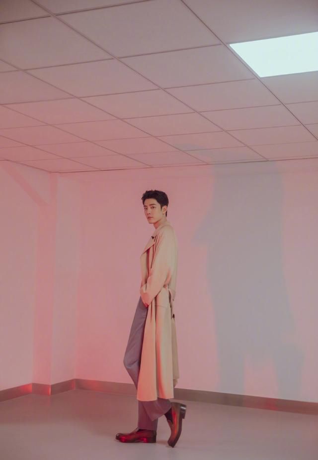 肖战陈飞宇周震南综艺官宣，肖战久违的综艺走潮流路线，他可以吗