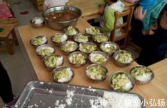 幼儿园|“妈妈我在幼儿园吃了2碗饭”，看完午餐照片后，妈妈却表示酸了