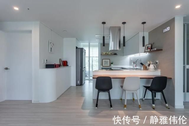 衣帽间|120㎡两人住,3室2厅2卫,阳台打通舍弃餐厅,宽敞明亮多了