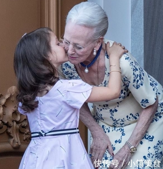 丹麦皇室首饰光彩夺目而奢华,唯有一款手镯虽普通,却是流传百年