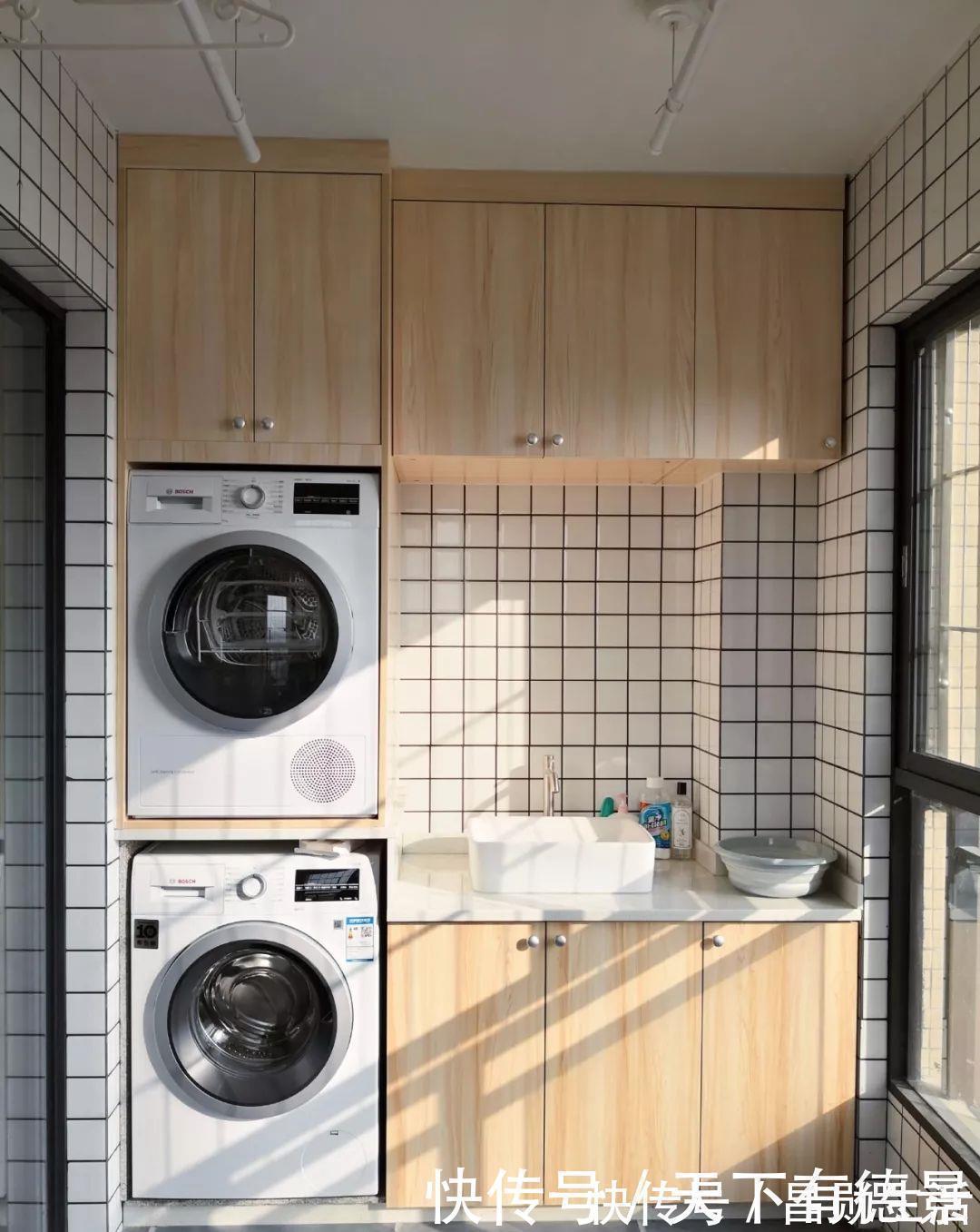 洗衣机|阳台上的洗衣柜这样设计,不仅美观实用,还能多出一个洗漱台!