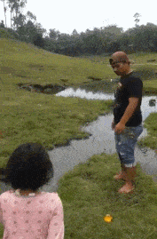 |搞笑GIF:今天带女神去表演真正的技术,实力单身