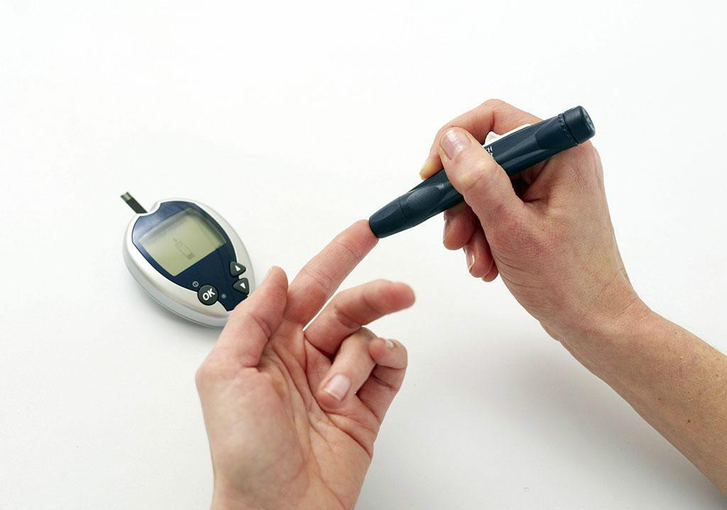 视网膜病变|糖尿病的真凶终于找到，医生忠告，想长寿，三种食物最好撤下餐桌