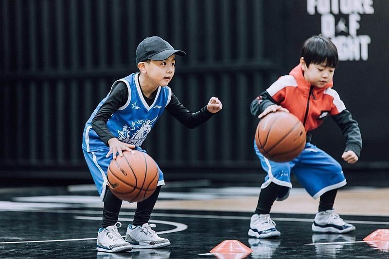 矮小症|孩子是“矮小症”还是晚长?若腿部有两个特征,身高或许能反超