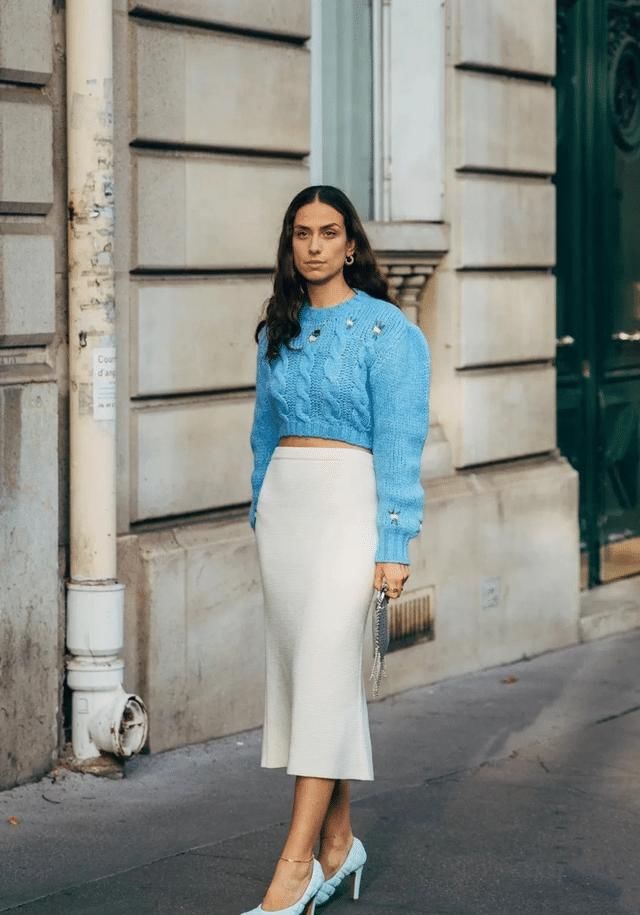 今年流行色“奶油色”怎么搭？与其打扮时髦，不如穿的干净舒适