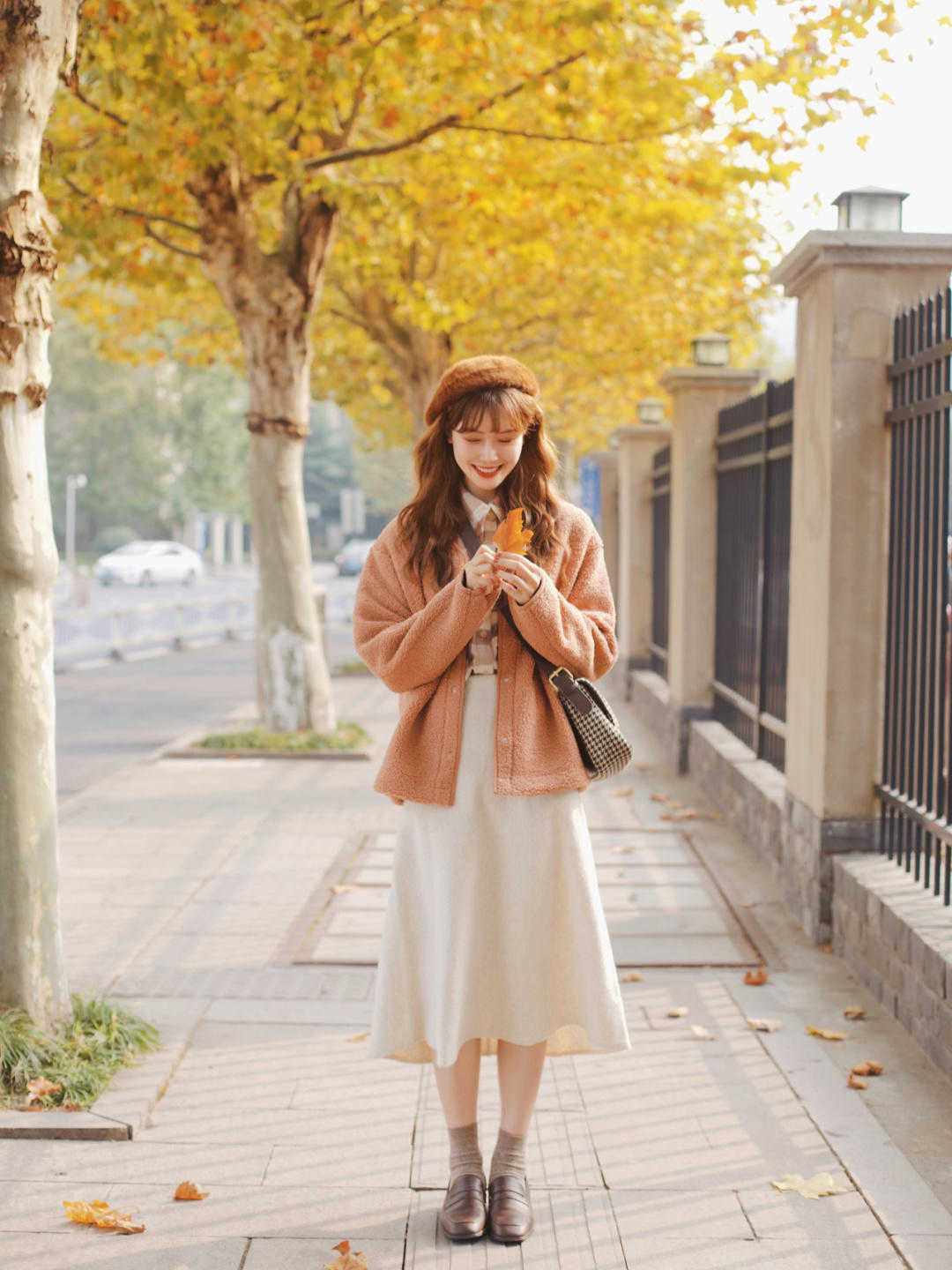 秋天|秋冬这样穿更有气质,展现另一面的完美,女生原来可以这么美