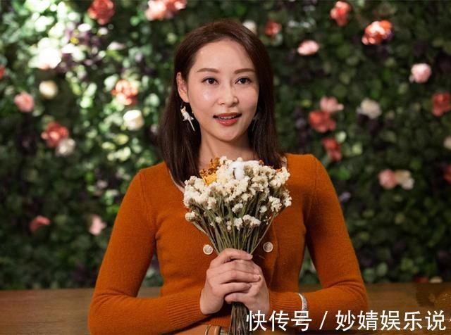 杨怡43岁姐姐自曝并未结婚!与富商相恋11