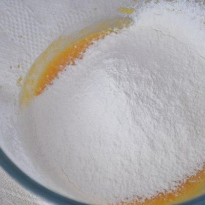 蛋糕|#蛋趣体验#南瓜戚风蛋糕的别样做法，吃过的人都喜欢