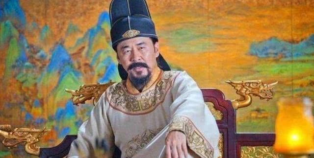 环伺|柴荣继位时强敌环伺,为何在穷兵默武时,还非要整治境内的僧尼?