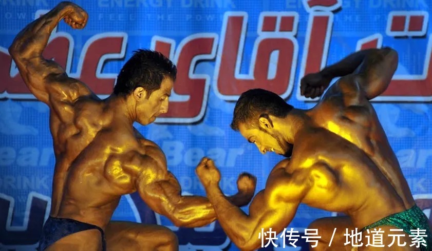 冠军|阿富汗人有多喜欢健身?背着火箭筒去健身房!难怪频出健美冠军