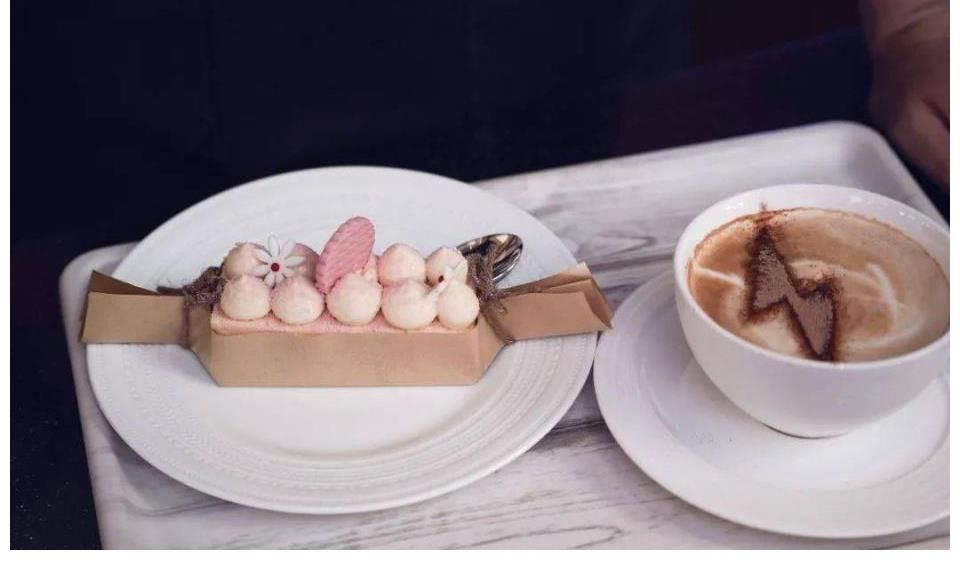 櫻桃樹下|《閃電咖啡館》今日1730開播，音樂劇王子阿云嘎率先打歌