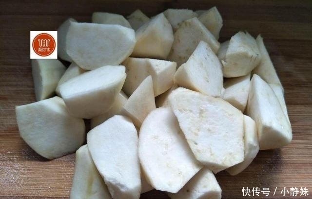 夏天茄子最好吃,5分钟学会3种做法,做法非常简单、吃一次忘不了