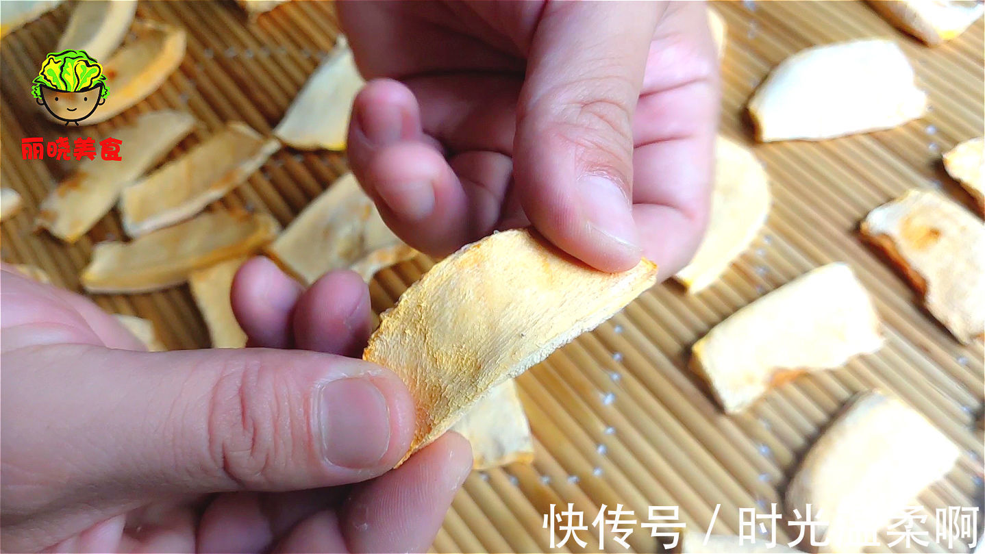 南瓜干|吃不完的南瓜，老一辈这样做零食，太阳一晒，比葡萄干香甜还解馋