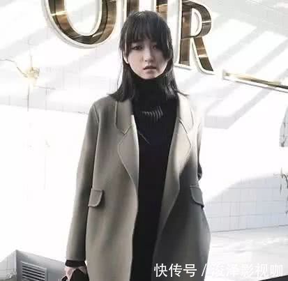 赫本风|再给你强调下女人穿大衣别配小衫,冻腿!学下面这么穿,贼美