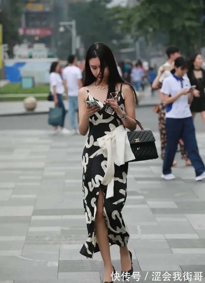 美女|街拍美女:连衣裙系列