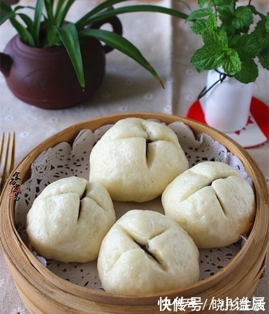 面团|喜欢面食的朋友，不要错过这款馒头，直接成型，蓬松暄软有点弹