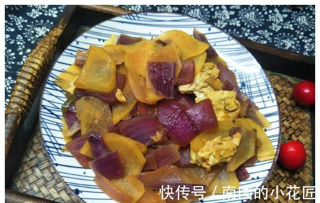 香气|秋天我最爱吃的1道菜,选用3样食材,简单烹饪5分钟,香气四溢