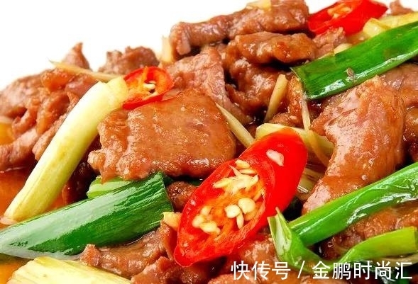 芹菜|家人拿来拌饭的家常菜,菜香汤鲜,解馋又滋补,好吃得放不下碗!