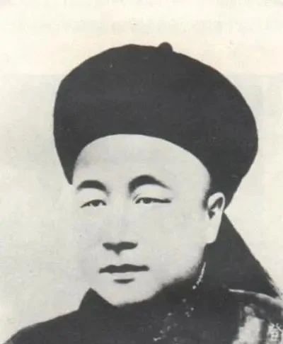 楷书#民族英雄邓世昌的书法可不是闹着玩的,楷书字字严谨,行书飘逸