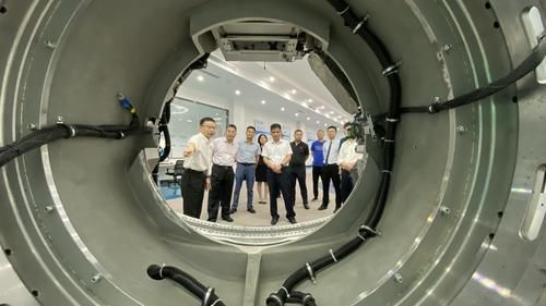 迈过技术难关,助力智慧医疗,明峰医疗第200台银河CT在重庆下线