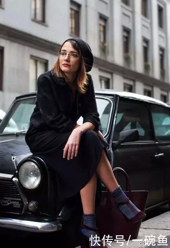 ootd|凉鞋翻车大赏?收下这份夏日鞋子穿搭指南,秒get女星同款大长腿