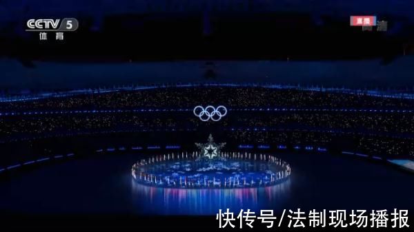 北京冬奥会|2008年梦幻五环和2022年雪花火炬台同框