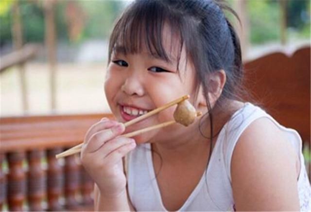 习惯|这5种孩子会越长越丑，长大也难摆脱“变丑”结局，尽早改正