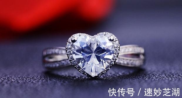 这世间|求婚必须买新款钻戒吗?会不会价格高?哪里买婚戒便宜?
