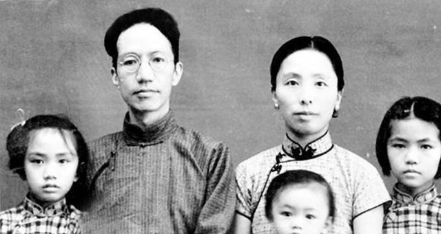 风华$没有文凭也不是书法家,却被誉为全国最博学者,三百年来无人超越