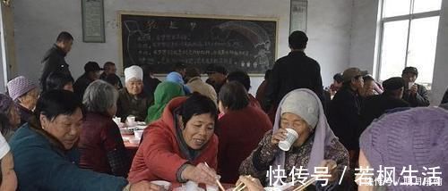 长寿老人|104岁长寿老人秘诀烟酒不离手、运动从没有,但1件事从来不碰