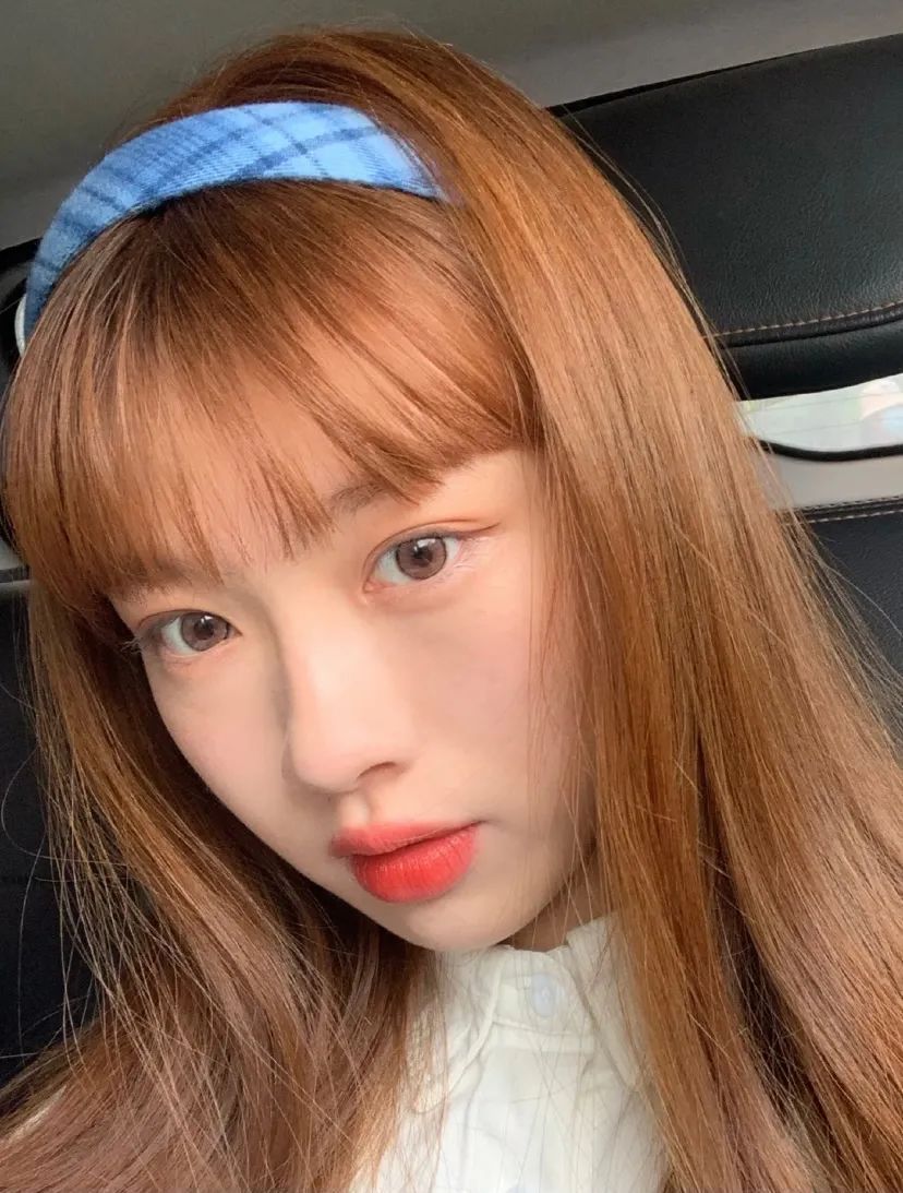 发型师|是时候染发了!今夏流行这6款发色,太显白了