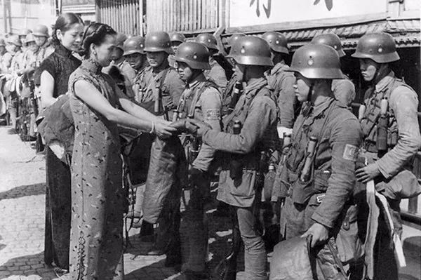 照片|首次公开的抗战照片,看后心情百味杂陈!