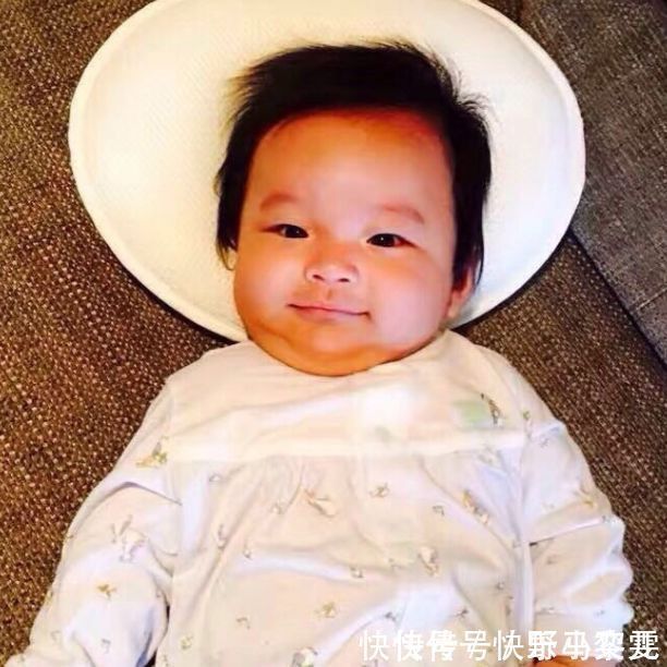 宝妈|孩子“脸大”也有原因，当出现坏习惯的时候，妈妈要赶紧制止