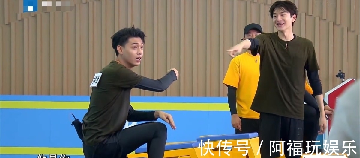 收視成“扛把子”,好評不斷,這期的《跑男》憑啥讓觀眾笑出眼淚