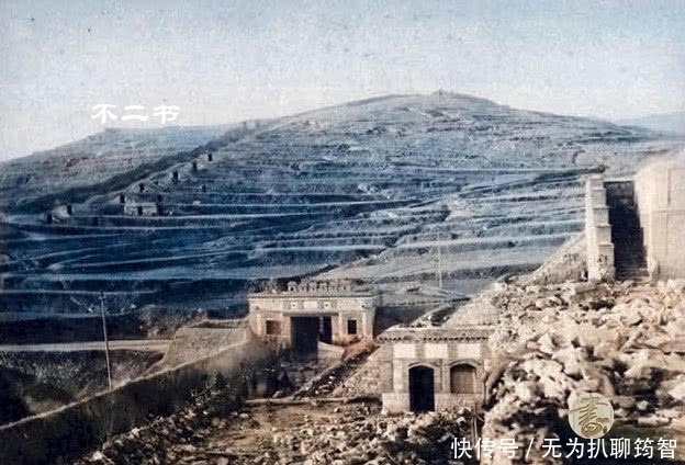 清军|上色老照片:甲午战争中的真实场面,被攻陷的清军阵地一片狼藉