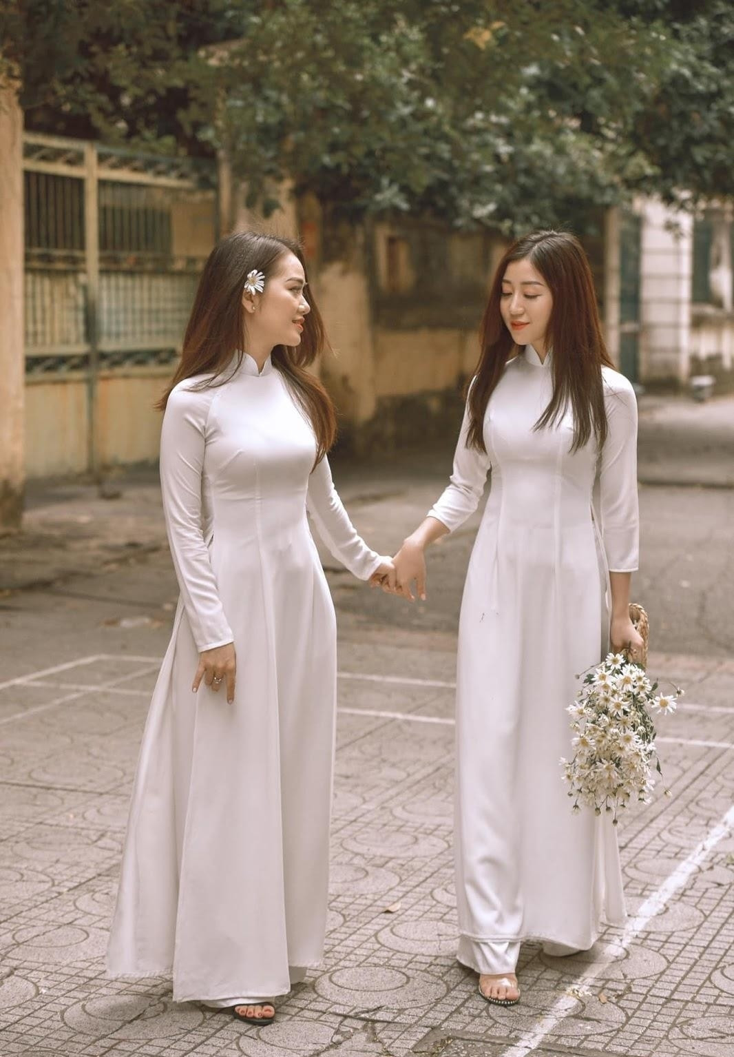 小姐姐|身穿奥黛的越南小姐姐, 温柔气质和性感身材, 都美得让人心动