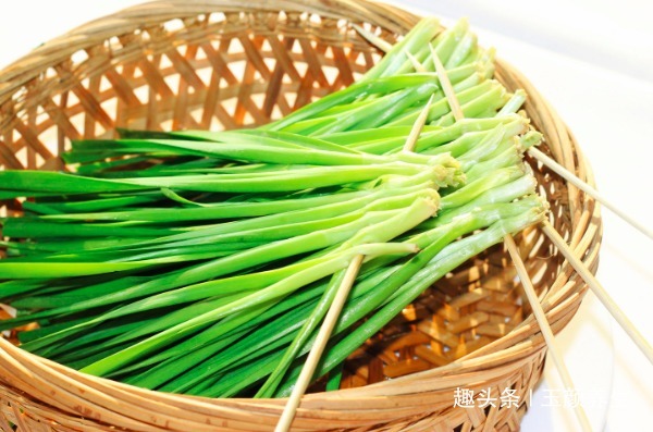 身边人|吃完韭菜后要当心,切忌碰此物,有很多人不清楚,分享给身边人