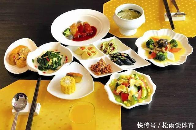 袖珍|90厘米“袖珍”女孩执拗生娃,如今孩子已经出生,全家痛苦不已