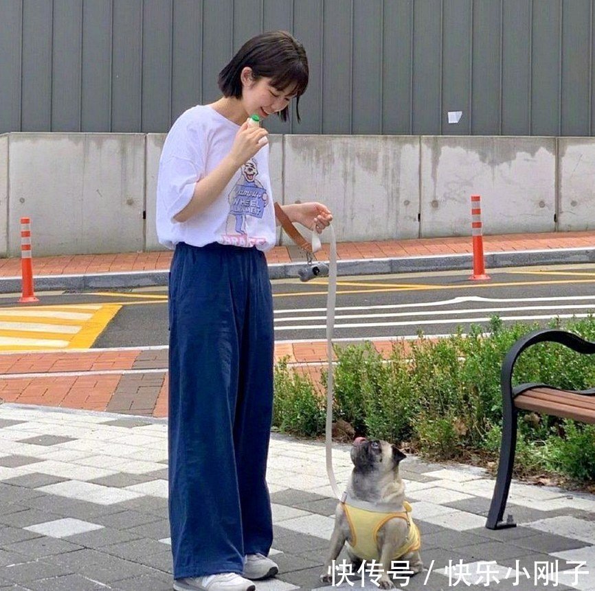 吊带衫|无论是吊带衫还是吊带裙,小姐姐这样穿搭就对了!